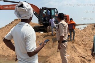 Mahasamund : अवैध रेत उत्खनन के मामले में एक्शन मोड में खनिज विभाग, चिंगरौद में हाईवा और माउंटेन मशीन जब्त