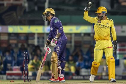 IPL 2025 KKR vs CSK Live : कोलकाता ने चेन्नई को दिया 180 रनों का लक्ष्य