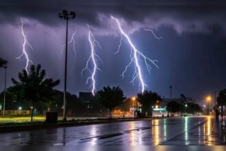 CG weather : छत्तीसगढ़ में मौसम ने बदला रुख, आज कई जगहों पर हल्की बारिश और गरज-चमक के आसार, रायपुर में भी बौछारें संभव
