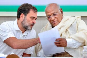 BIG NEWS : राहुल गांधी और मल्लिकार्जुन खड़गे ने पीएम मोदी को लिखा पत्र, संसद का विशेष सत्र बुलाने की मांग