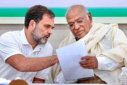 BIG NEWS : राहुल गांधी और मल्लिकार्जुन खड़गे ने पीएम मोदी को लिखा पत्र, संसद का विशेष सत्र बुलाने की मांग