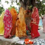 Vat Savitri 2025 : वट सावित्री के अवसर पर महिलाओं ने पति के लंबी उम्र के लिए रखे व्रत, विधि-विधान से की पूजा अर्चना, वट वृक्ष के 108 फेरे लगाकर अखण्ड सुहाग का माँगा वरदान