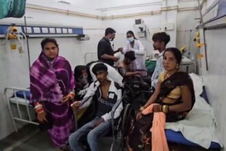 CG : बारात में डीजे देखने की बात पर विवाद, घर में घुसकर हमला,9 लोग घायल, 13 आरोपियों पर FIR दर्ज...