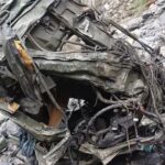 JK Accident Braking : गहरी खाई में गिरा सेना वाहन, 3 जवान शहीद