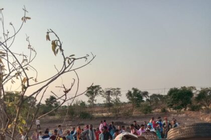 CG ACCIDENT : चौथिया जा रही माजदा अनियंत्रित होकर पलटी, मची चीख पुकार, 15 घायल, 6 लोगों की हालत नाजुक 
