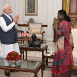 BIG NEWS : प्रधानमंत्री नरेंद्र मोदी ने राष्ट्रपति द्रौपदी मुर्मू से की मुलाकात, महत्वपूर्ण मुद्दों पर दी जानकारी
