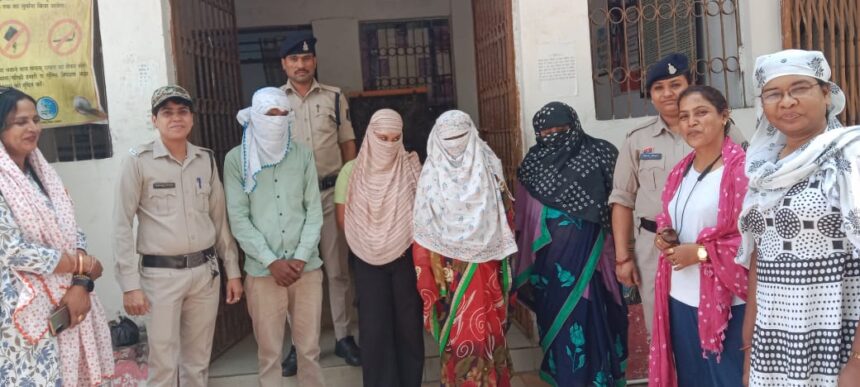 CG BREAKING: गार्डन में चल रहा था देह व्यापार का गोरखधंधा, संदिग्ध अवस्था में 3 महिलाएं अरेस्ट