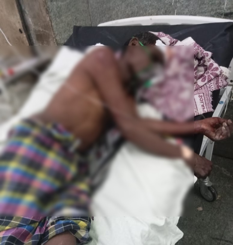 CG Crime: तालाब किनारे चाकूबाजी से मचा हड़कंप, घायल युवक की हालत नाजुक...गांववालों ने किया थाने का घेराव