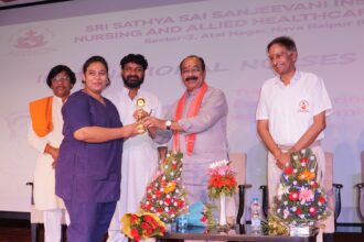 Chhattisgarh : श्री सत्य साईं संजीवनी अस्पताल में अंतर्राष्ट्रीय नर्सिंग दिवस समारोह में शामिल हुए उप मुख्यमंत्री अरुण साव, उत्कृष्ट सेवाएं देने वाली नर्सेज को किया सम्मानित
