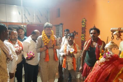 CG : धनियालूर व आड़ावाल के वार्षिक मंड़ई में शामिल हुयें भाजपा प्रदेश अध्यक्ष एवं विधायक किरण देव एवं सांसद महेश कश्यप