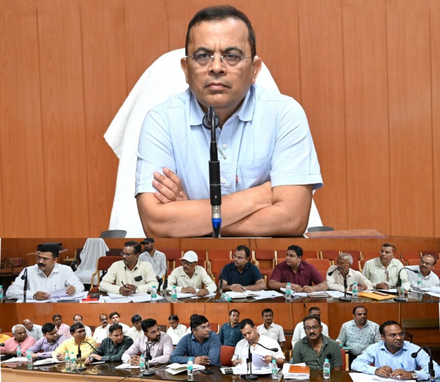 CG NEWS : खरीफ फसल के दृष्टिगत जिले में खाद-बीज भण्डारण एवं वितरण के संबंध में कलेक्टर ने ली बैठक