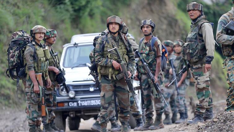 Operation Sindoor: पुलवामा में सुरक्षाबलों ने एक आतंकी का किया एनकाउंटर