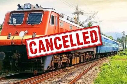 CG NEWS : रांची और चक्रधरपुर मंडल में रेलवे कार्यों के चलते कई ट्रेनें रद्द, कुछ का मार्ग बदला