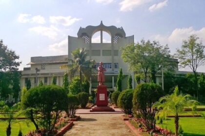 RAIPUR NEWS : रविवि का एडमिशन पोर्टल बिना सूचना बंद, छात्र और कॉलेज प्रबंधन में मचा हड़कंप