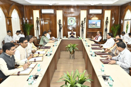 CG BREAKING : साय कैबिनेट की बैठक शुरू, किसानों को मिल सकती है बड़ी सौगातें