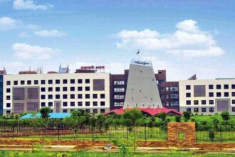 CG BREAKING : बर्खास्त बीएडधारी सहायक शिक्षकों के पद पर समायोजन का आदेश जारी, 17 जून से होगी काउंसिलिंग