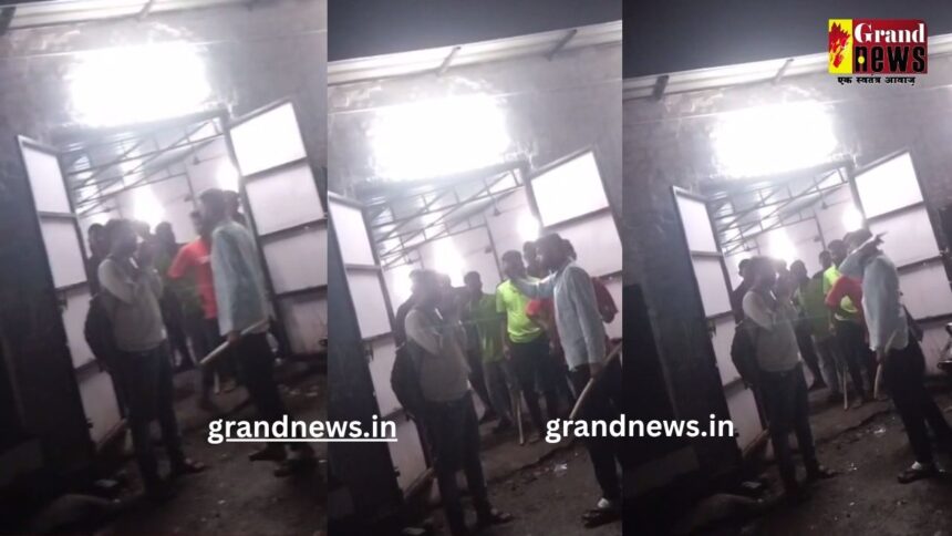 CG VIDEO : मेरे खिलाफ पहले से 18 केस हैं; बिलासपुर में शराब दुकान के अहाते में गार्ड की गुंडागर्दी का वीडियो वायरल
