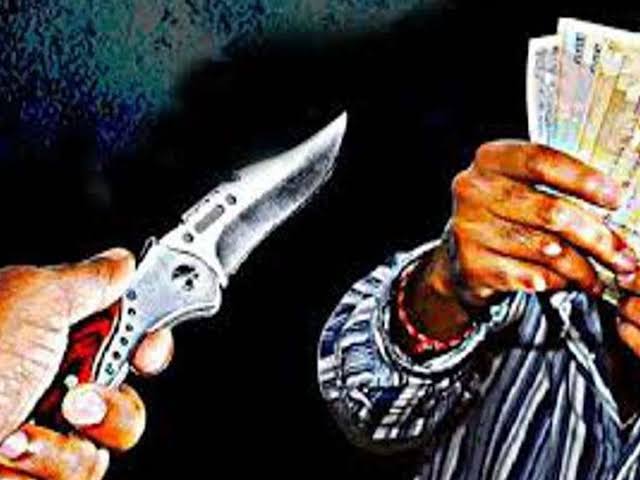 RAIPUR CRIME : राजधानी में बदमाशों के हौसले बुलंद, चाकू की नोंक पर ऑटो चालक से लुटे तीन हजार कैश