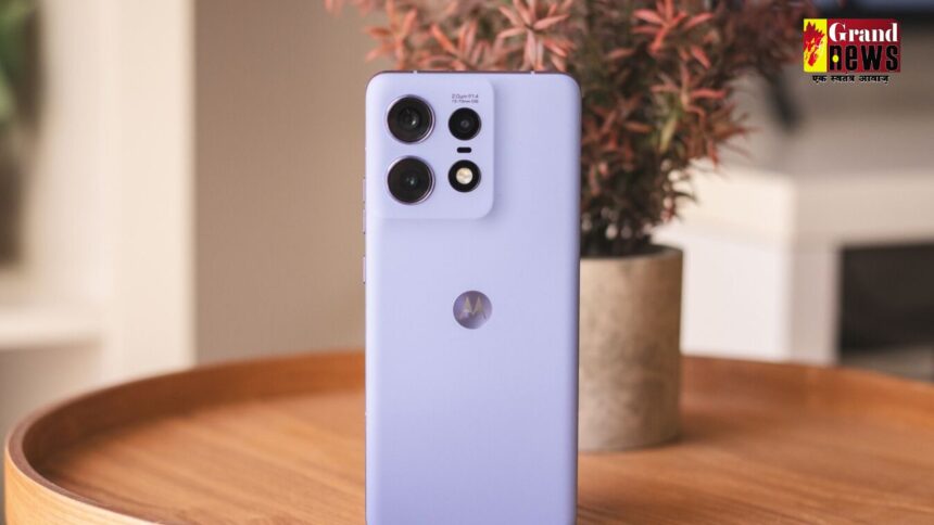 Flipkart पर 20000 रुपये में मिल रहा Motorola का 256GB वाला 5G स्मार्टफोन