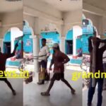 CG VIDEO : बलौदा बाजार में रेत माफियाओं की गुंडागर्दी: मुखबिरी के शक में युवक को खंभे से बांधकर बेरहमी से पीटा