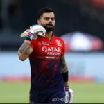 RCB Vs PBKS IPL 2025 Final: विराट कोहली 43 रन बनाकर आउट, उमरजई ने अपनी ही गेंद पर कैच पकड़ा, बेंगलुरु 145/4