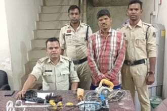 CG : निर्माणाधीन मकान से 52 हजार के सामान की चोरी, कुछ ही घंटों में आरोपी गिरफ्तार...