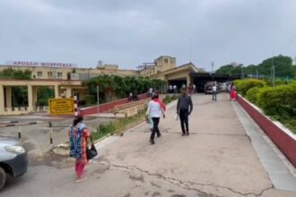 CG : अपोलो हॉस्पिटल पर लापरवाही का आरोप, डॉक्टर ने मरीज को खिलाई नींद की ओवरडोज दवा, हालत बिगड़ी...