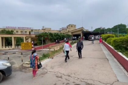 CG : अपोलो हॉस्पिटल पर लापरवाही का आरोप, डॉक्टर ने मरीज को खिलाई नींद की ओवरडोज दवा, हालत बिगड़ी...