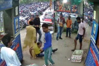 RAIPUR VIDEO : रायपुर रेलवे स्टेशन के पार्किंग में एक युवक से की गई चाकूबाजी और मारपीट, वीडियो वायरल