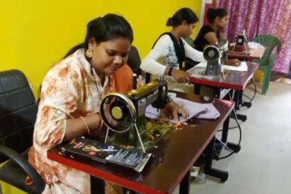 CG : नि:शुल्क सिलाई मशीन प्रशिक्षण केन्द्र का पामगढ़ में हुआ उद्घाटन