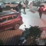 CG VIDEO : चलती कार में थूकना… और जिंदगी खत्म; CCTV में कैद हुआ दिल दहला देने वाला मंजर.....