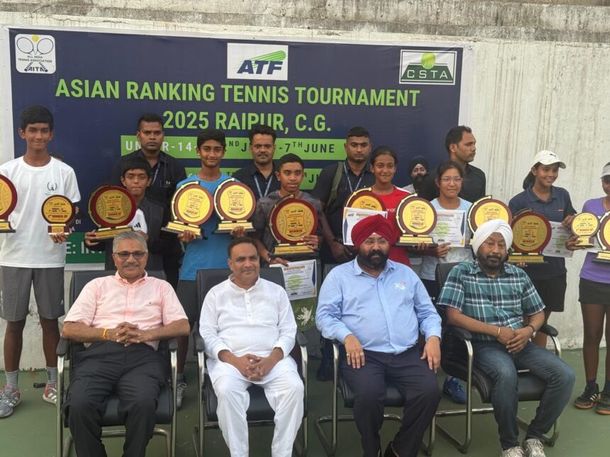 SPORTS NEWS : एशियाई रैंकिंग जूनियर अंडर-14 टेनिस टूर्नामेंट : विजेता खिलाड़ियों को किया गया सम्मानित