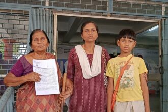 Mahasamund : शिक्षिका ने हड़पा 70 वर्षीय महिला घर, बोली- न्याय नहीं मिला तो मुख्यमंत्री आवास के सामने करुंगी आत्मदाह