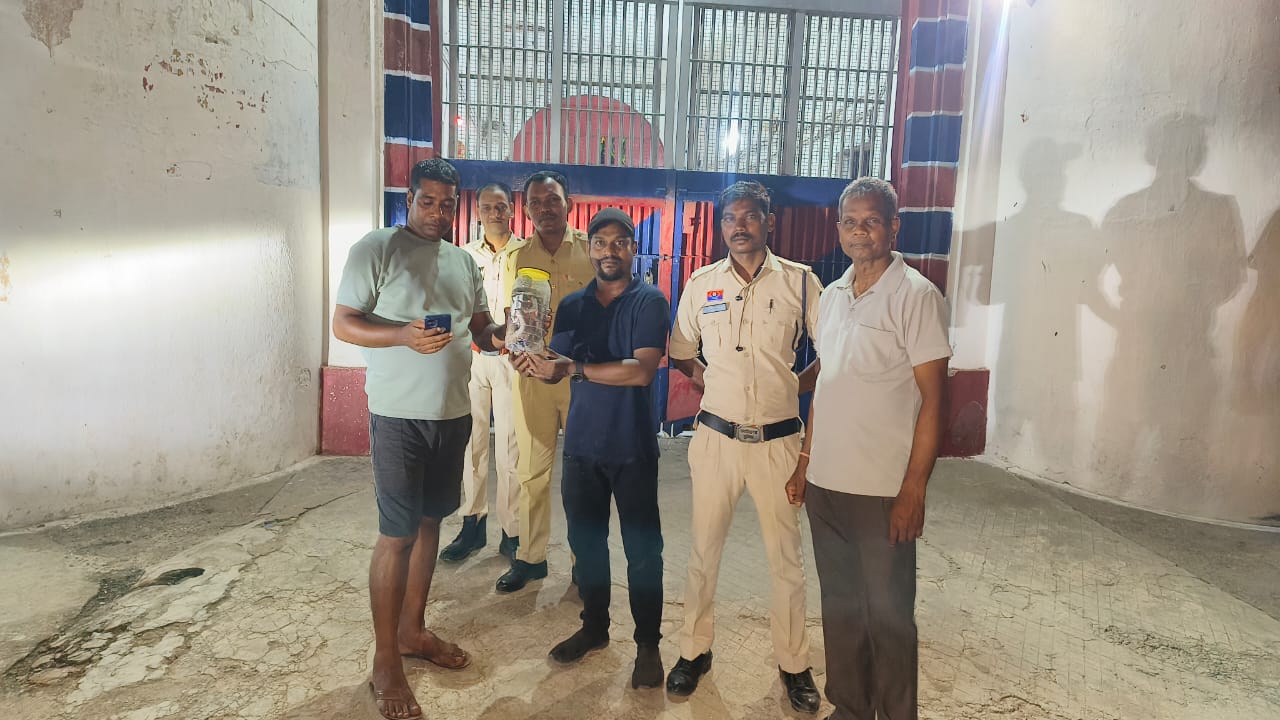 CG NEWS : जिला जेल में निकला कोबरा, मचा हड़कंप