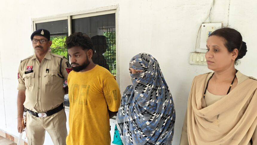 CG : हनी ट्रैप में फंसाकर 17 लाख रूपयें फिरौती की मांग करने वाले आरोपी एक महिला एक पुरूष गिरफ्तार सायबर, थाना जांजगीर की त्वरित कार्यवाही