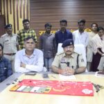 CG CRIME : अस्पताल कालोनी में लाखों की चोरी का खुलासा, दो महिला सहित छह आरोपी गिरफ्तार 