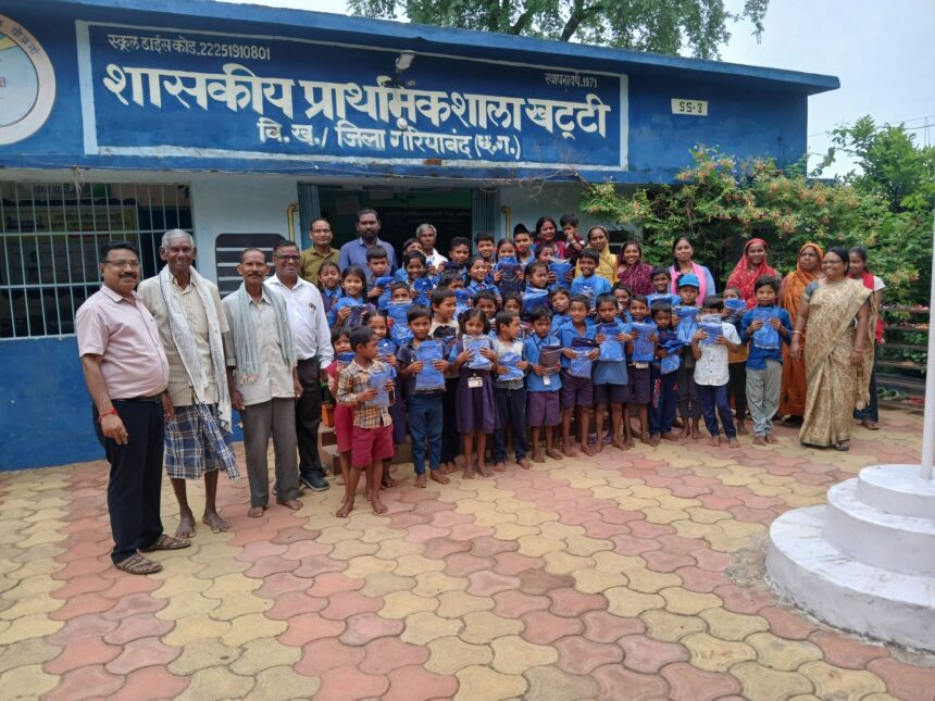 CG : पढ़बो सब झन, गढ़बो जन जन’:खट्टी गांव में शाला प्रवेशोत्सव में नवप्रवेशी बच्चों का आत्मीय स्वागत, शिक्षा की अलख जगाने का संकल्प