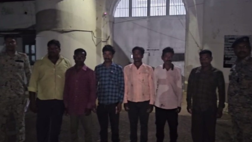 CG CRIME : डिप्टी रेंजर समेत 4 वनकर्मियों से मारपीट करने वाले 6 ग्रामीण गिरफ्तार 