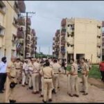 Chhattisgarh : संदिग्धों पर शिकंजा कसने में जुटी पुलिस, 125 घरों की ली तलाशी, तलवार और गांजा का पौधा बरामद 