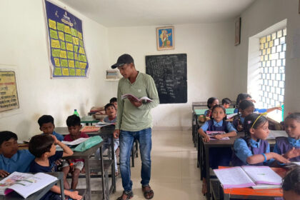 Chhattisgarh : युक्तियुक्तकरण से बदली खपराखोल की तस्वीर, शिक्षकविहीन स्कूल में लौटी रौनक