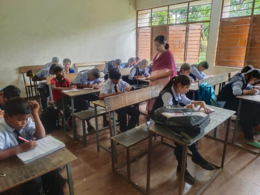 Chhattisgarh: परख राष्ट्रीय सर्वेक्षण 2025 में रायगढ़ बना सर्वश्रेष्ठ, तीसरी, छठवीं और नवमीं में राष्ट्रीय औसत से बेहतर परिणाम