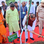 CG :  सीएम विष्णु देव साय ने नवीन विधानसभा परिसर में किया पौधरोपण