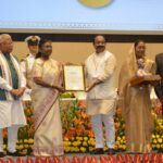 Chhattisgarh : छत्तीसगढ़ ने राष्ट्रीय मंच पर बिखेरी स्वच्छता की चमक, 20 हजार से कम आबादी वाले शहरों में बिल्हा देश का सबसे स्वच्छ शहर