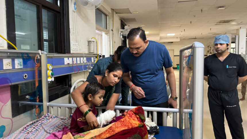Raipur : स्वास्थ्य मंत्री जायसवाल ने डीकेएस अस्पताल का किया आकस्मिक निरीक्षण, बच्चों और महिला मरीजों से किया आत्मीय संवाद