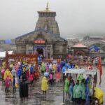 Kedarnath Yatra : भारी बारिश से रोकी गई केदारनाथ यात्रा, सोनप्रयाग और गौरीकुंड में फंसे यात्री