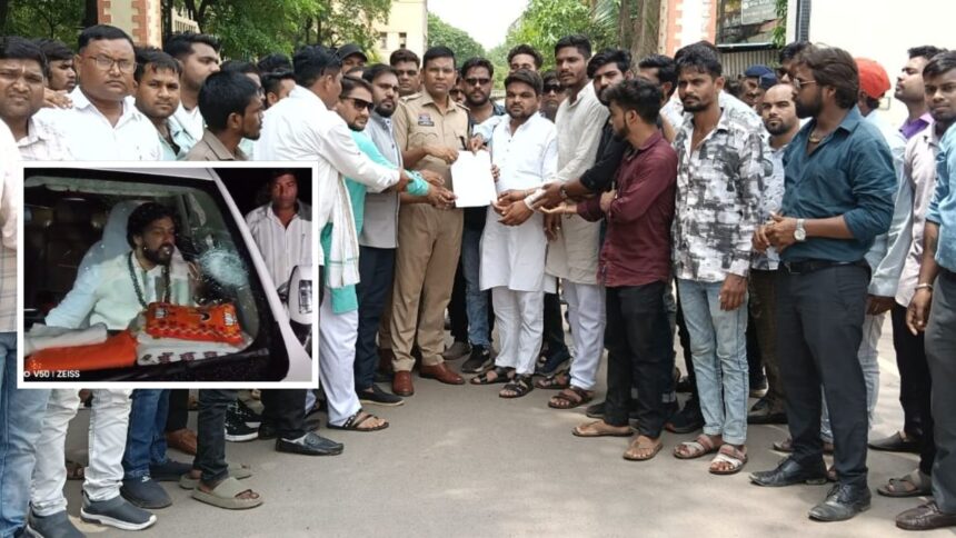 CG : MLA गुरु खुशवंत साहेब को जेड प्लस सुरक्षा दी जाए, हमले के दोषियों पर सख्त कार्रवाई की मांग, सतनामी समाज ने कलेक्ट्रेट में किया प्रदर्शन 