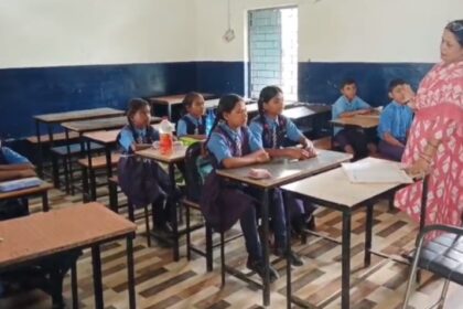 CG : स्कैनिंग में आ रही दिक्कत, सर्वर की समस्या के चलते किताबों के वितरण में देरी 