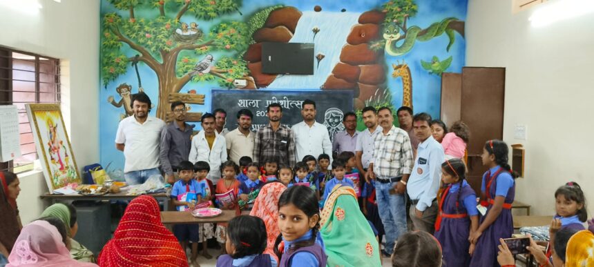 SAMODA : कुसमुंद में मनाया गया शाला प्रवेशोत्सव, नवप्रवेशी बच्चों का तिलक लगाकर और मिठाई खिलाकर किया गया स्वागत 