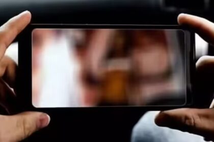 CG NEWS : स्कूल के महिला बाथरूम में Video रिकॉर्डिंग करने वाला शिक्षक निलंबित