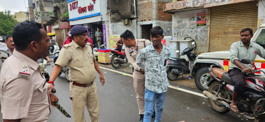 CG : सिम्स अस्पताल में चाकू लहराकर दहशत फैलाने वाला युवक गिरफ्तार